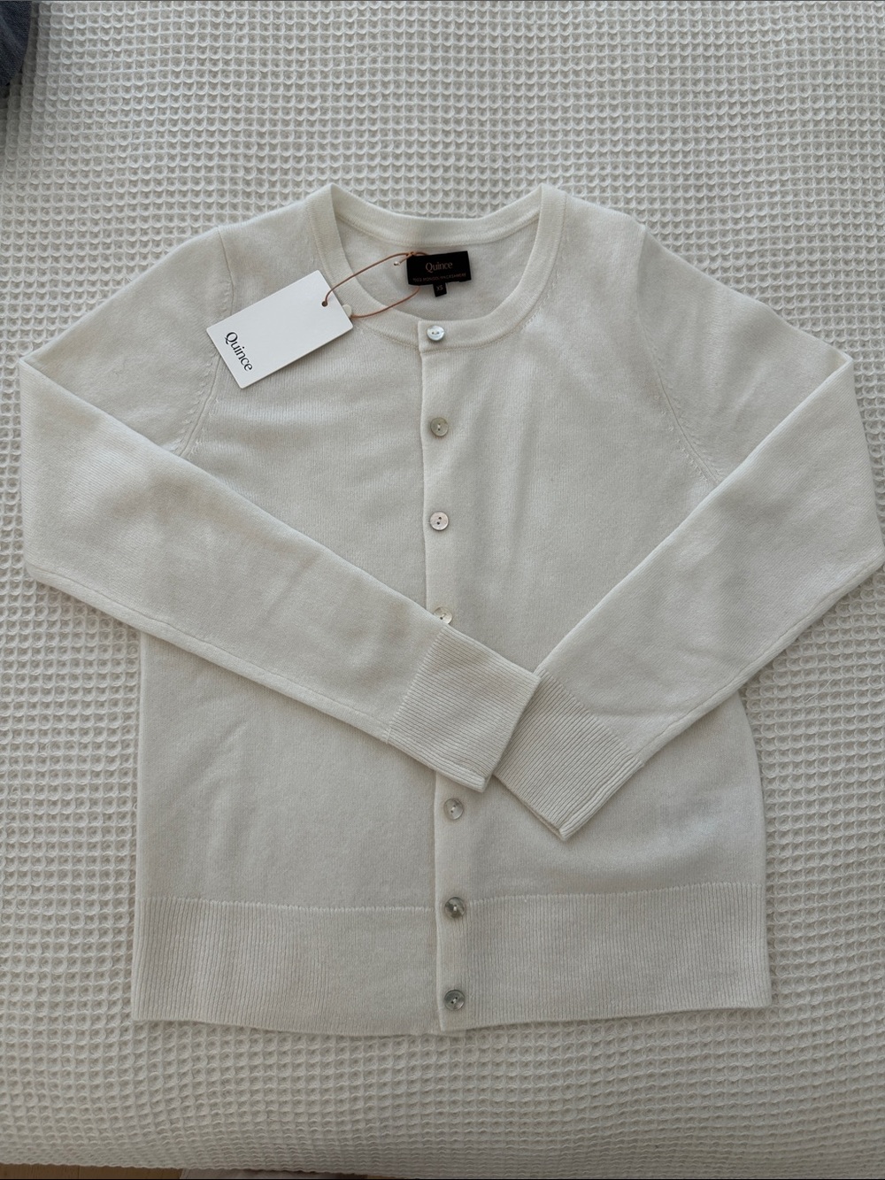 Quince Women's Crewneck Mongolian Cashmere Cardigan in Off-White - Picture 1 of 3